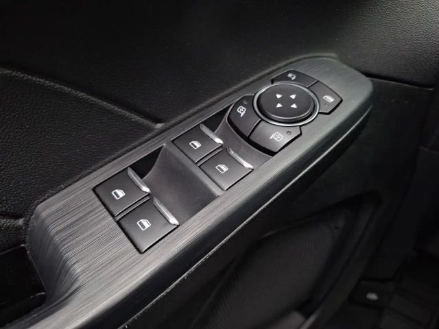 Ford Kuga Hybrid Titanium