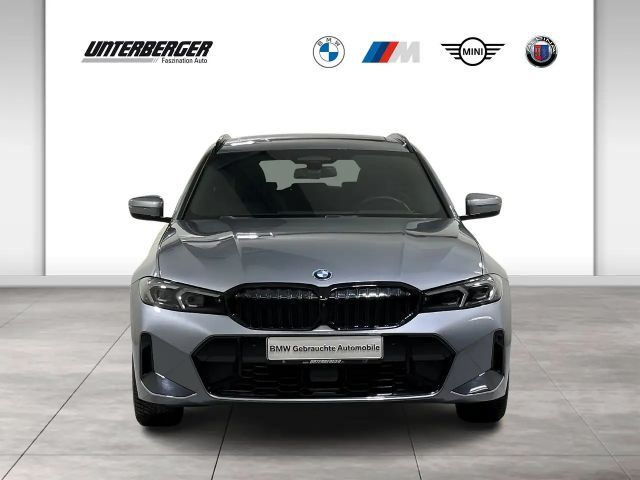 BMW 330 330d M-Sport Touring xDrive
