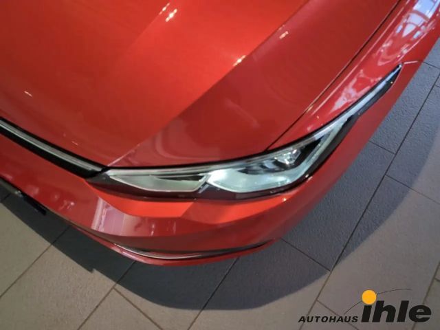 Volkswagen Golf DSG Golf VIII IQ.Drive Style