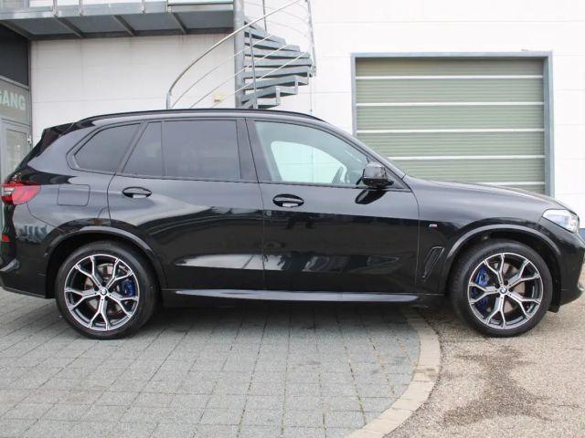 BMW X5 M-Sport M50i