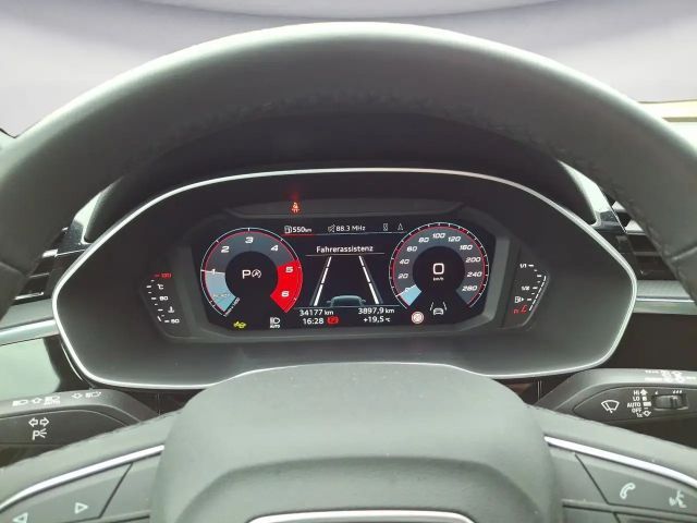 Audi Q3 35 TDI S-Tronic