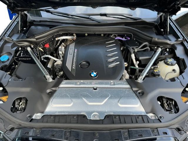 BMW X3 40d Head-Up HiFi DAB WLAN AHK