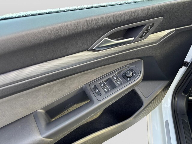 Volkswagen Golf 1.5 eTSI DSG Golf VIII