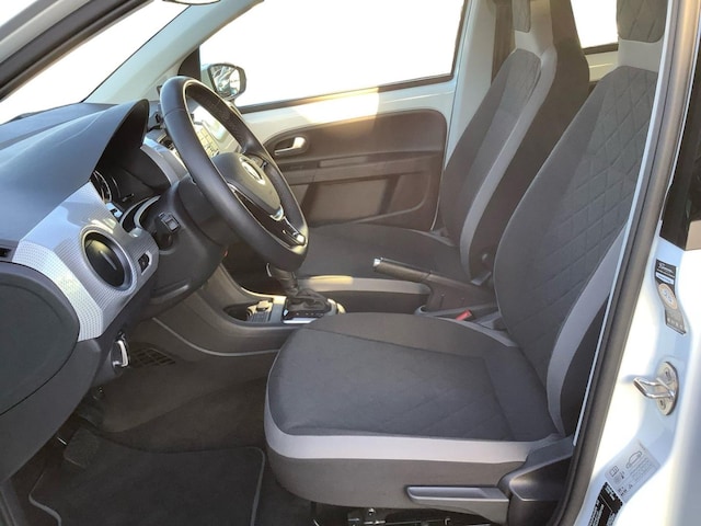 Volkswagen e-up! Move Move up!