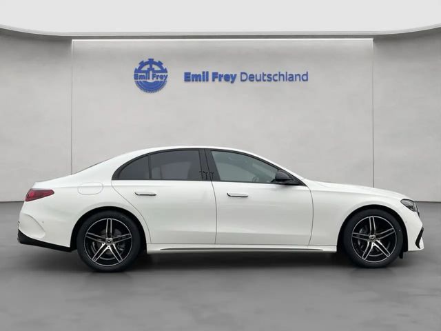 Mercedes-Benz E 200 Sedan