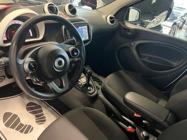 Smart EQ forfour 5tg. EQ 17,6kWh -Top Ausstattung