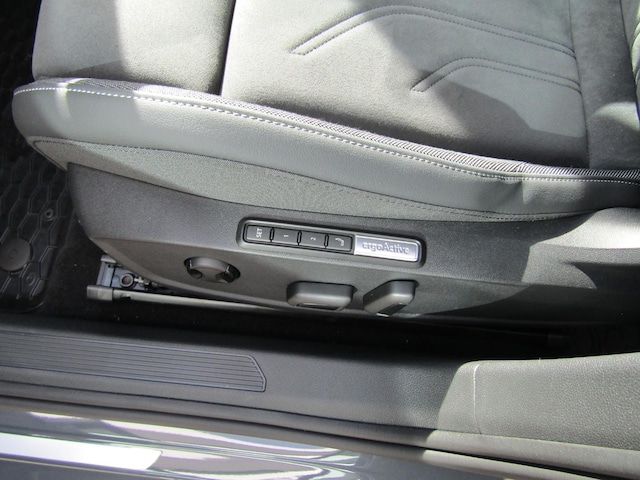 Volkswagen Golf 1.5 TSI DSG