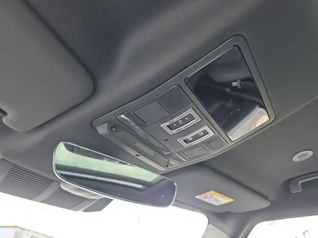 Land Rover Defender 110 D300 Dynamic HSE