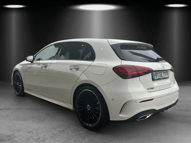 Mercedes-Benz A 200 AMG Line Hatchback