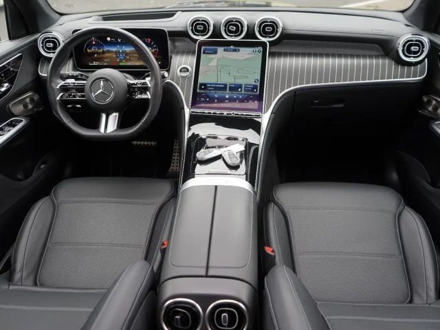 Mercedes-Benz GLC 300 AMG Line