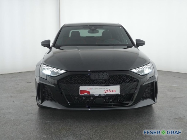 Audi RS3 Quattro S-Tronic Sedan