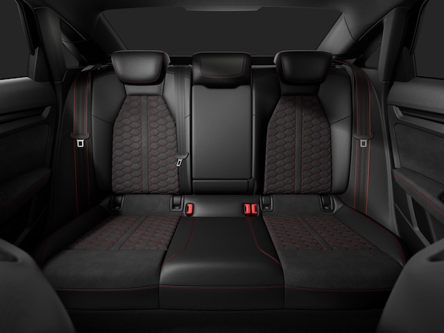 Audi RS3 Quattro S-Tronic Sedan