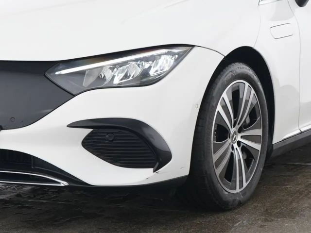 Mercedes-Benz EQE 300 Sedan