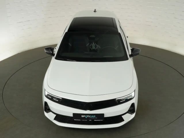 Opel Astra Sports Tourer Ultimate