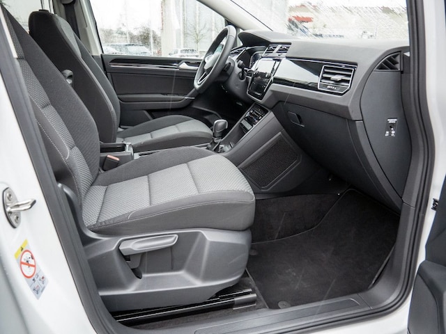 Volkswagen Touran 1.5 TSI DSG R-Line