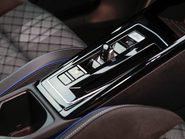 Volkswagen Golf 2.0 TDI DSG R-Line Style Variant