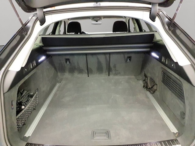 Audi A6 40 TDI Avant S-Tronic