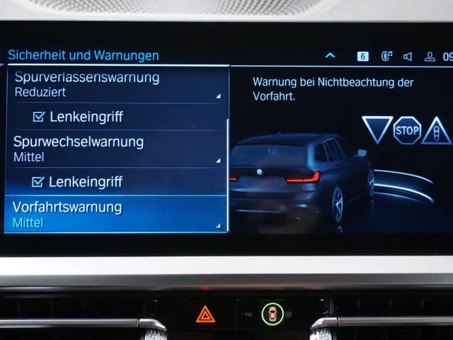 BMW 330 330e M-Sport xDrive