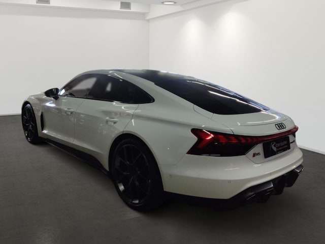 Audi RS e-tron GT Performance Quattro