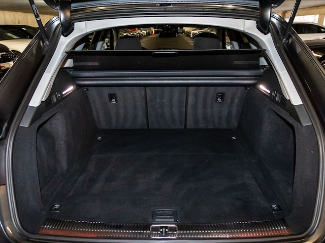 Audi A4 35 TDI Avant S-Line S-Tronic