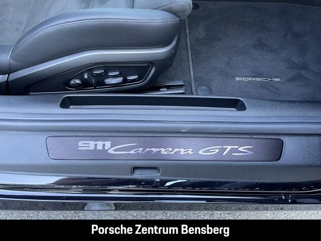 Porsche 992 Carrera Coupé GTS