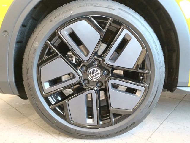 Volkswagen T-Roc 1.5 eTSI DSG R-Line