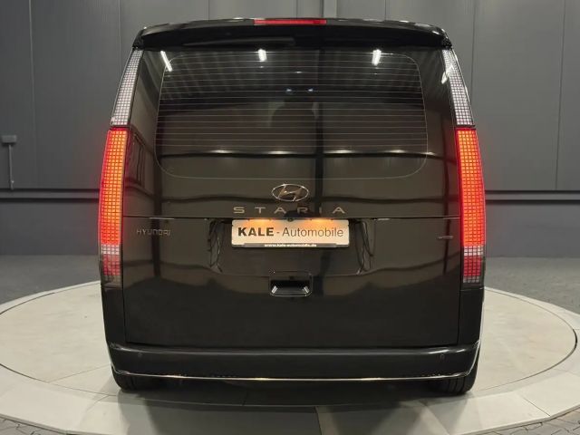 Hyundai Staria Signature Vierwielaandrijving