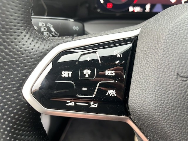 Volkswagen Golf 2.0 TSI GTI IQ.Drive