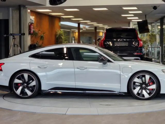 Audi e-tron GT e-tron GT Aut. *Glasdach*Virtual-Cockpit*Head-up*3