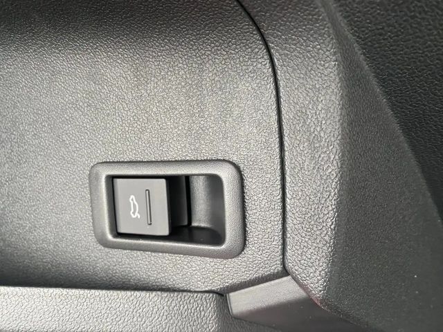 Audi A3 30 TFSI Sedan