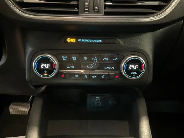 Ford Kuga Plug in Hybrid Titanium