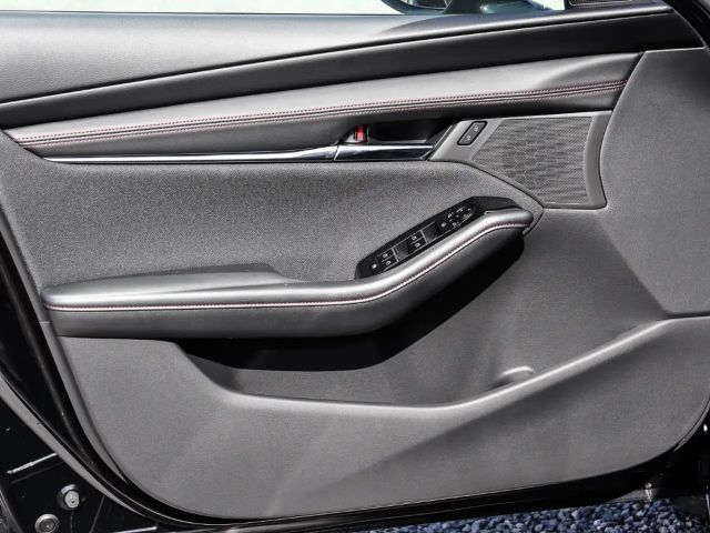 Mazda 3 2.5L Homura SkyActiv e-Skyactiv