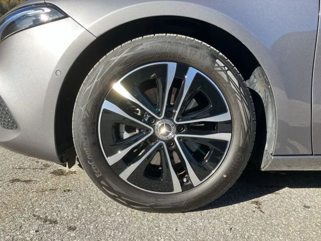 Mercedes-Benz A 180 Hatchback