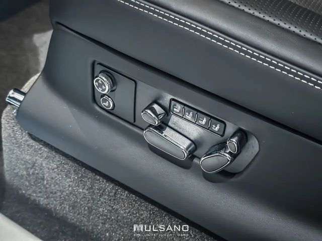 Bentley Bentayga EWB Azure First Edition BLACKLINE MULLI