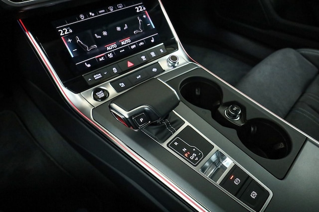 Audi A6 40 TDI Avant Quattro S-Line S-Tronic