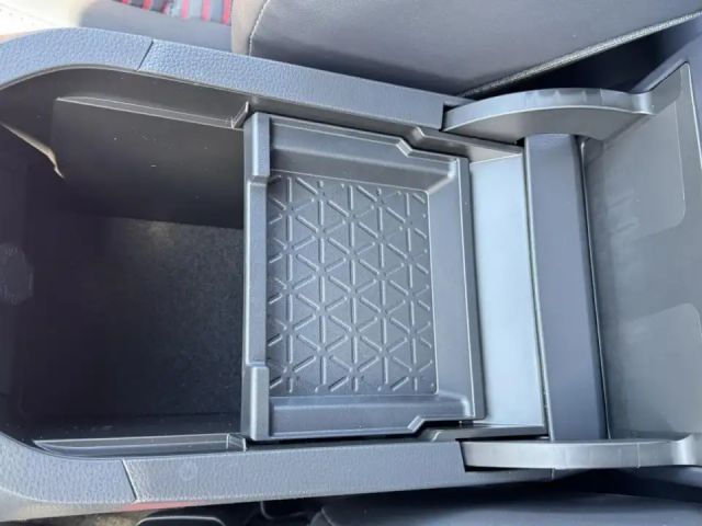 Suzuki Across : Hybridpower. Raum. Raffinesse. Effizienz Klima