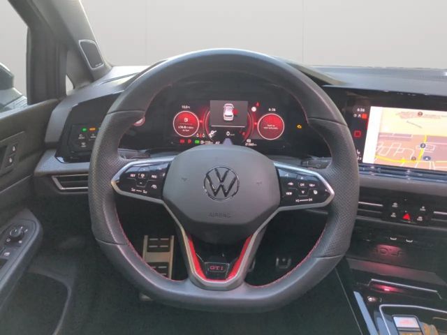 Volkswagen Golf 2.0 TSI DSG Golf VIII