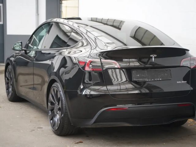 Tesla Model Y Performance