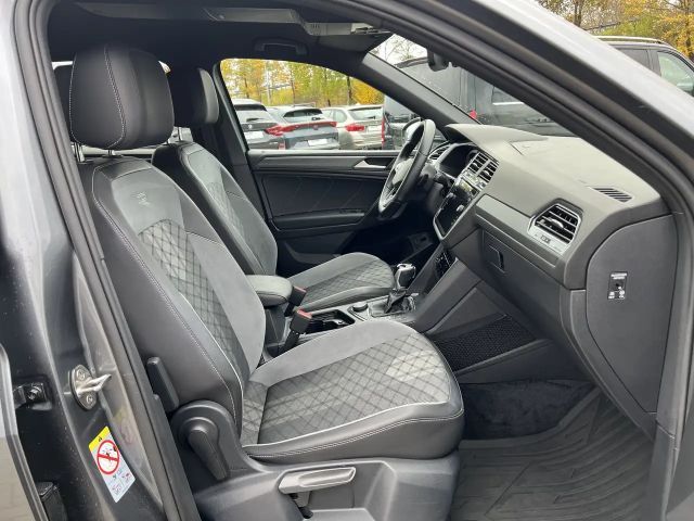 Volkswagen Tiguan 4Motion R-Line