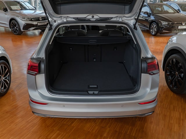 Volkswagen Golf 1.0 TSI Golf VIII Move Variant
