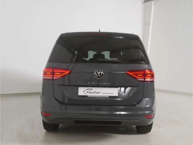 Volkswagen Touran 1.5 TSI DSG