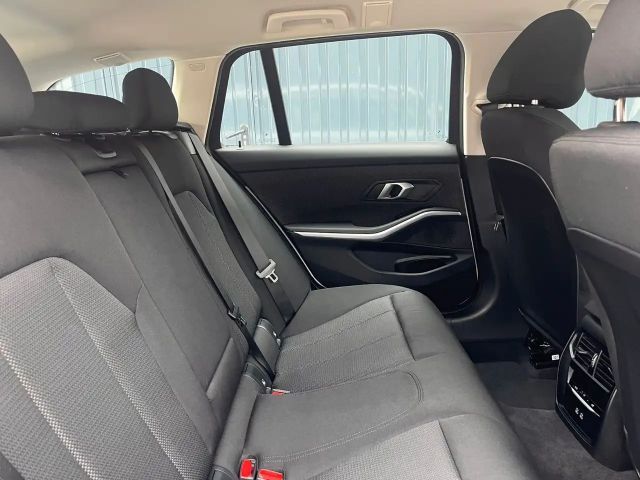 BMW 318 318i Touring