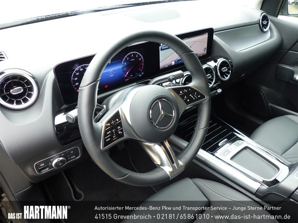 Mercedes-Benz B 200 Progressive Sedan