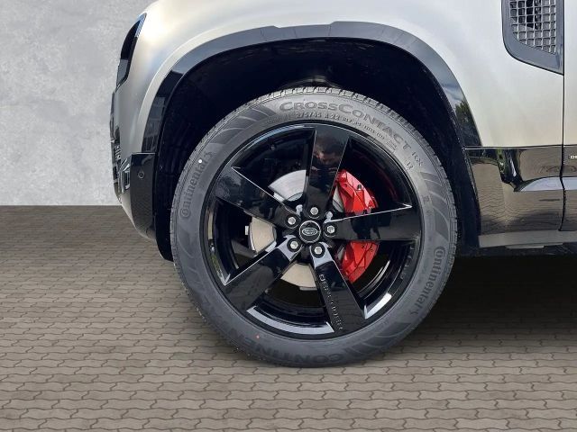 Land Rover Defender 110 D300