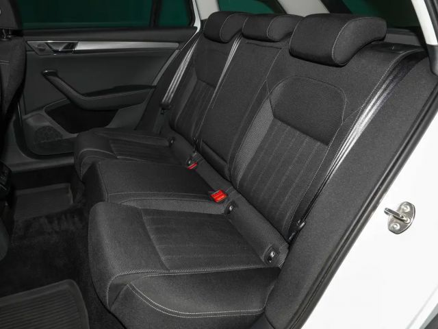 Skoda Superb Combi iV