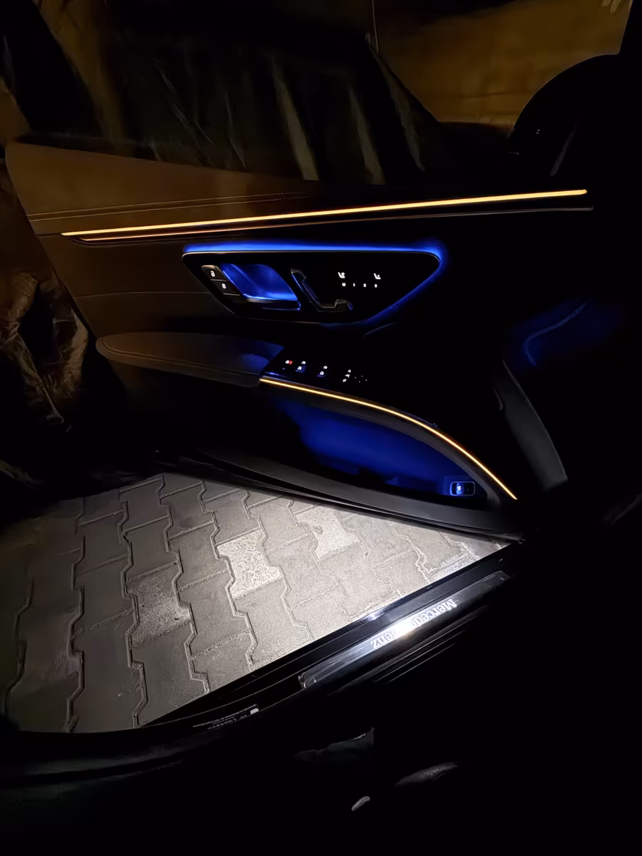 Mercedes-Benz EQS 450 Sedan