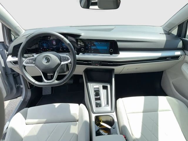 Volkswagen Golf DSG Life