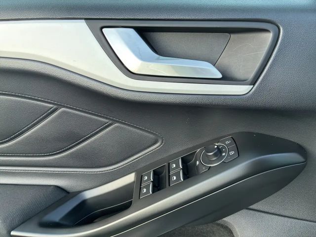 Ford Focus Cool & Connect EcoBoost