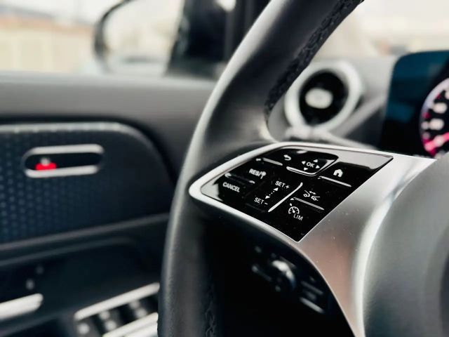 Mercedes-Benz GLA 200 Progressive