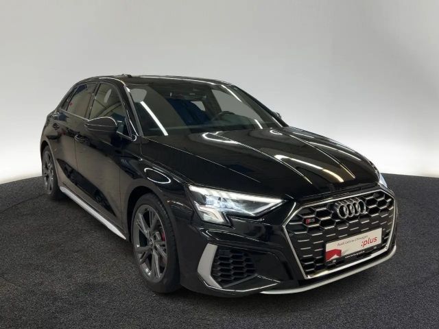 Audi S3 Quattro S-Tronic Sedan